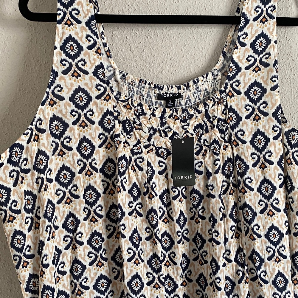 Torrid Navy and Cream Geometric Tank Top - Picture 8 of 8